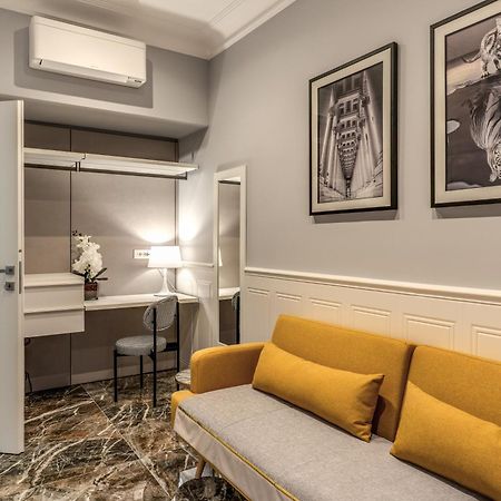 โรม55 - เปียซซา ดิ สปัญญา Hotel ภายนอก รูปภาพ