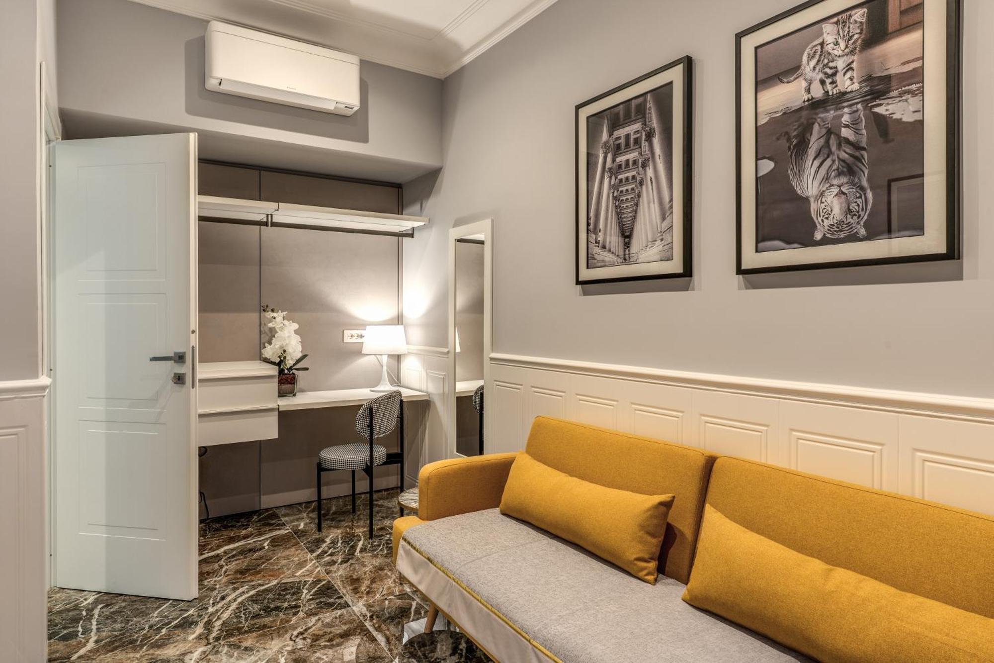 โรม55 - เปียซซา ดิ สปัญญา Hotel ภายนอก รูปภาพ